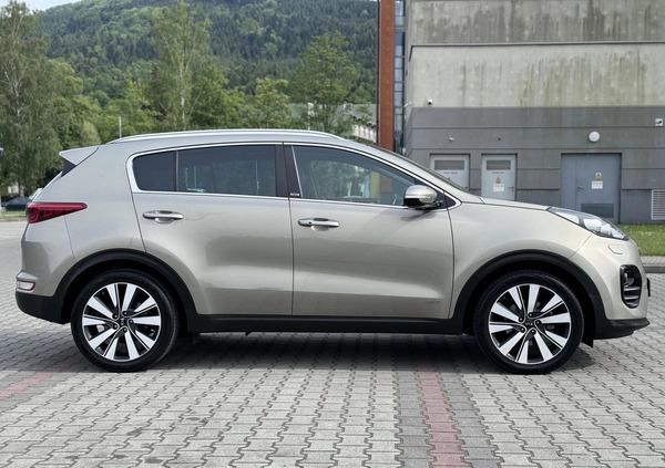 Kia Sportage cena 68900 przebieg: 133000, rok produkcji 2016 z Myślenice małe 529